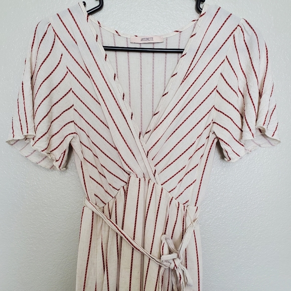 Cream and red dress - Picture 3 of 6